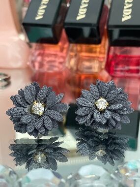 ✨Black Floral Fabric Stud Earrings with Crystal Center✨NEW